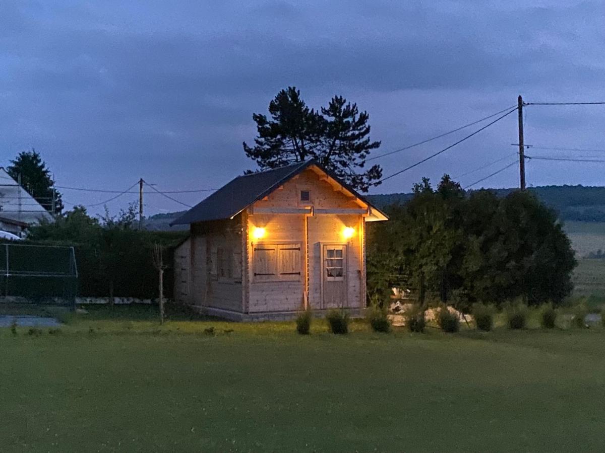 Chalet Des Coteaux Connigis Exteriör bild